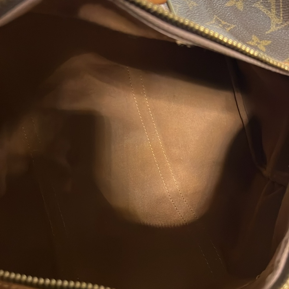 Louis Vuitton Square Sac Souple 45 - Picture 7 of 10